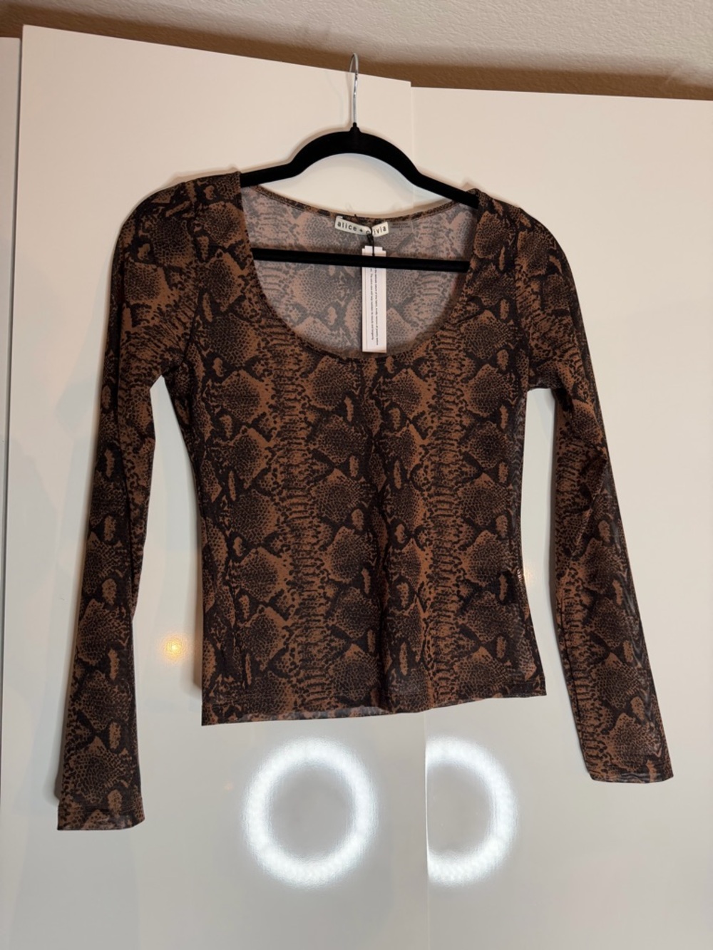 Alice + Olivia Brown Snake-Print Scoop Neck Long-Sleeve Top